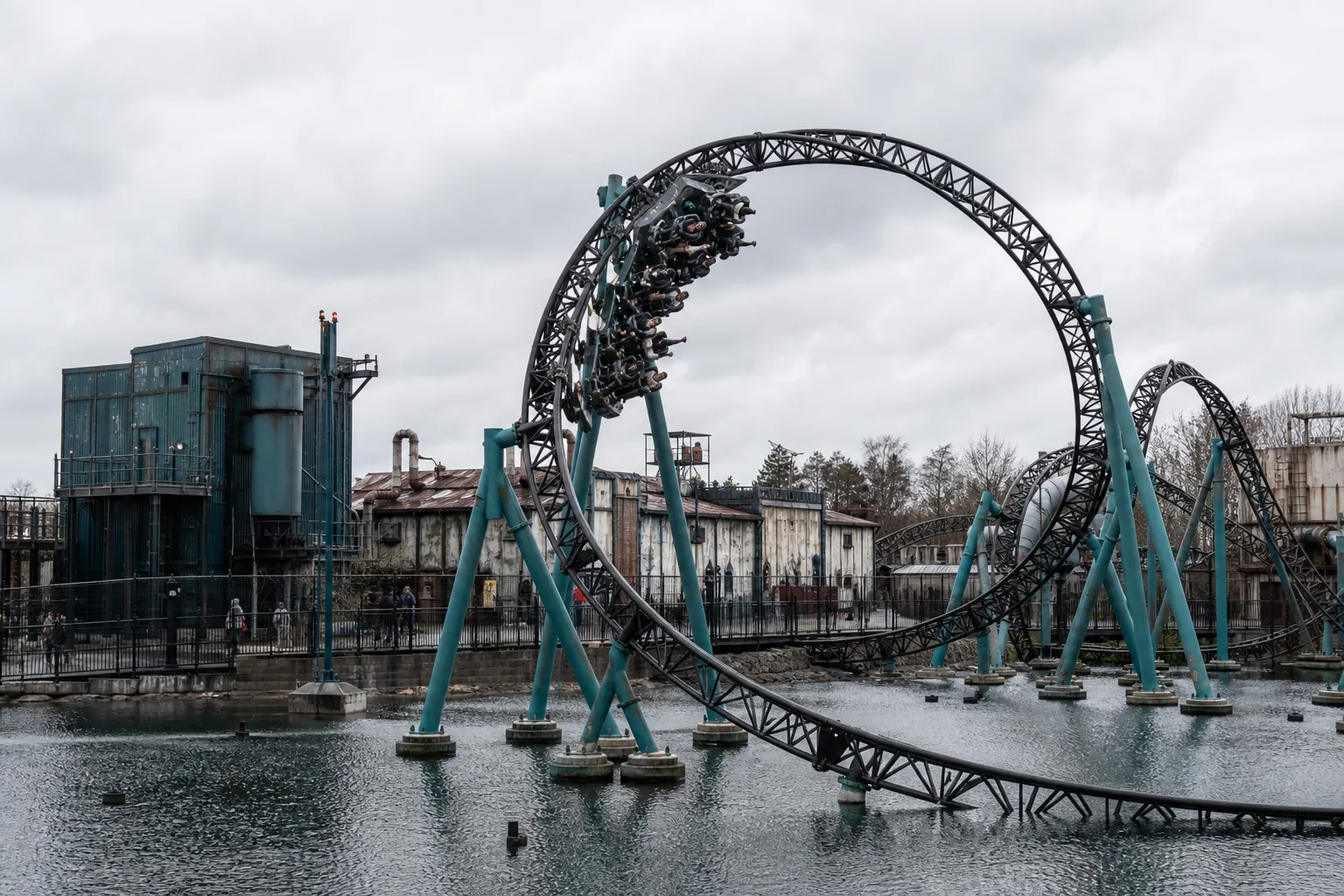 Thorpe Park steel and a thrill plaza